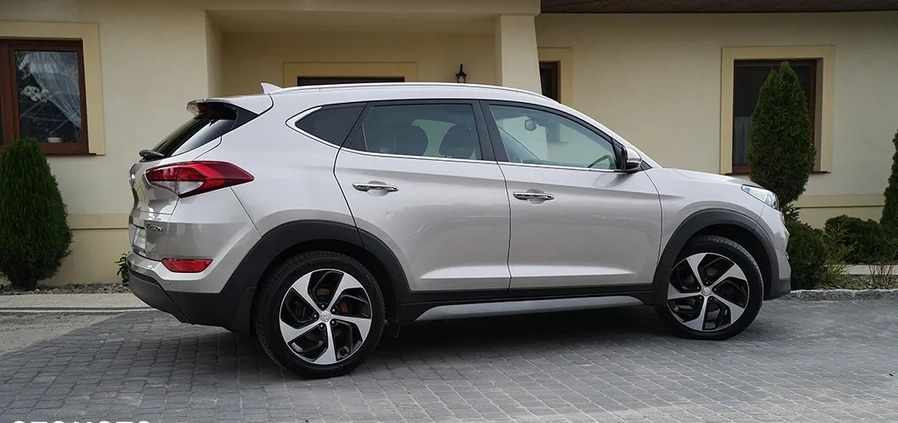 Hyundai Tucson cena 77900 przebieg: 139000, rok produkcji 2017 z Świnoujście małe 742